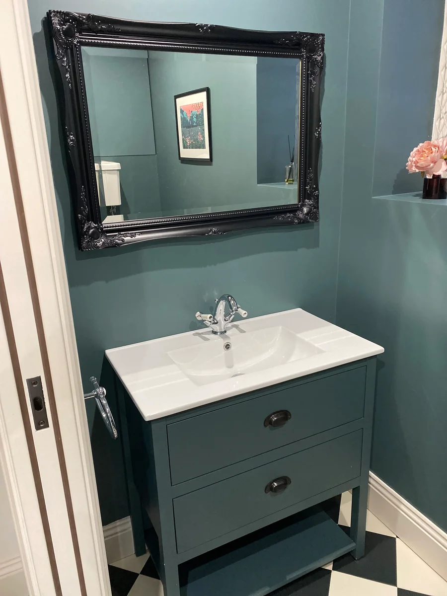 Bathroom 73